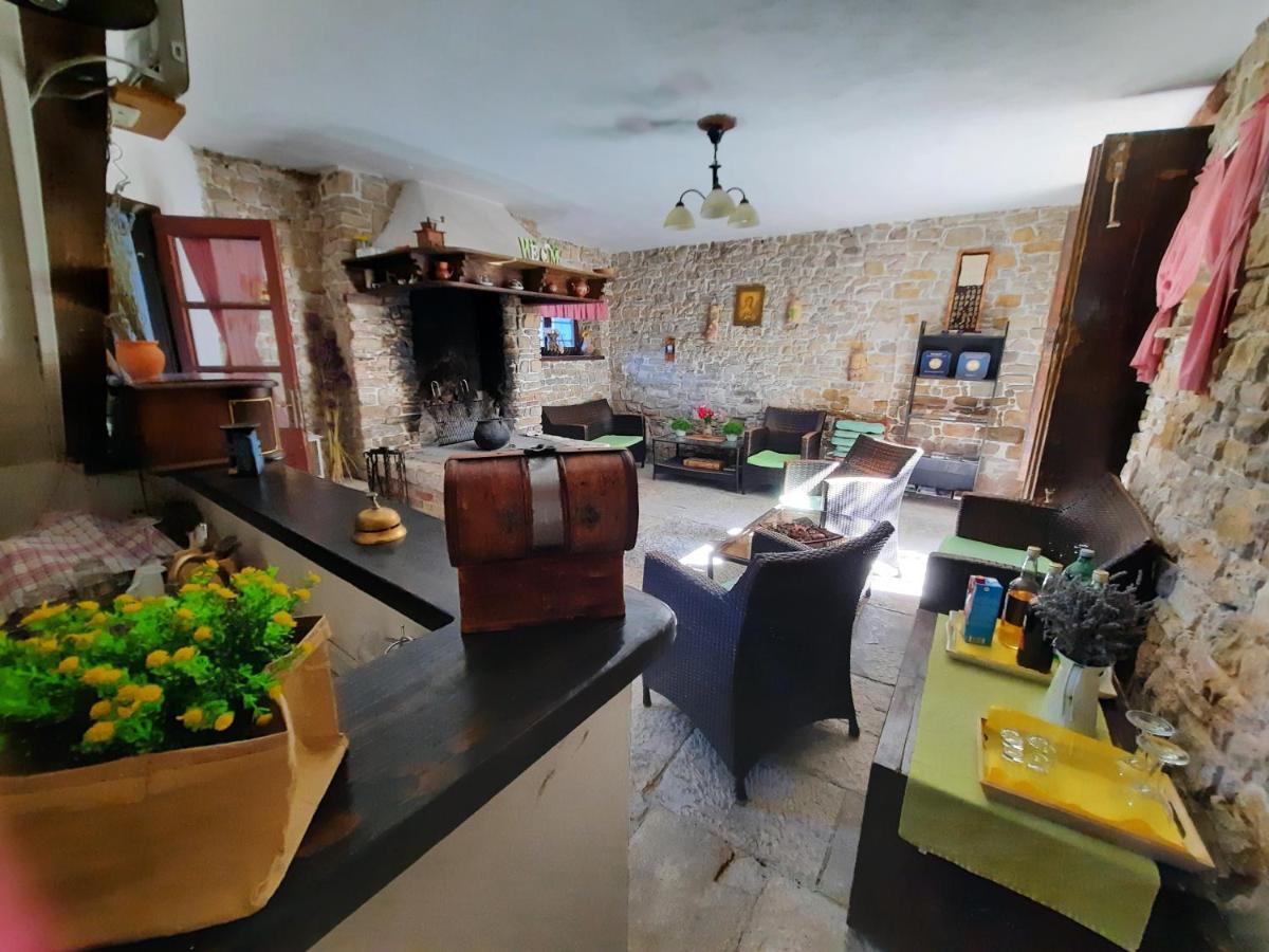 Bed & Breakfast Antico Motovun Exterior photo
